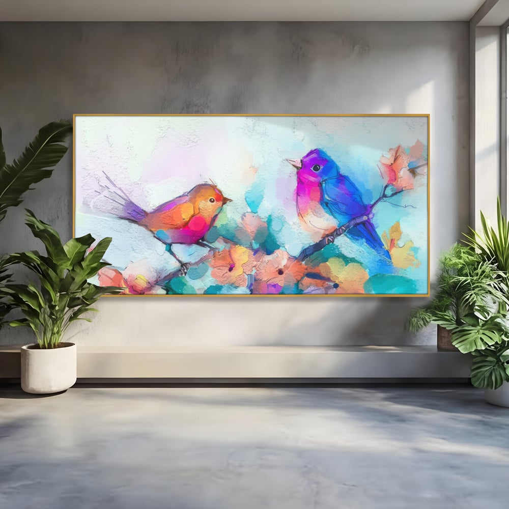 Tablou canvas cu pictura digitala cu doua pasari colorate, in rama de aluminiu auriu